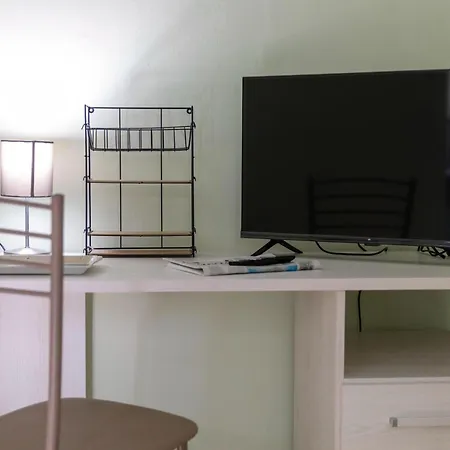 Al Borgo Di Cristina&stefano Oltretorrente Universita', Ospedale Maggiore アパート *