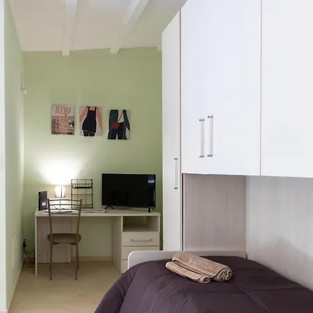 Al Borgo Di Cristina&stefano Oltretorrente Universita', Ospedale Maggiore Πάρμα