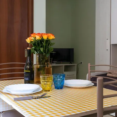 Al Borgo Di Cristina&stefano Oltretorrente Universita', Ospedale Maggiore Διαμέρισμα