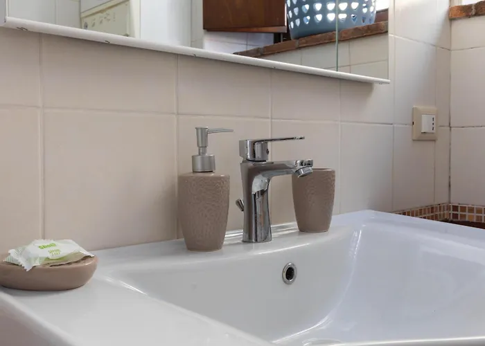 Al Borgo Di Cristina&stefano Oltretorrente Universita', Ospedale Maggiore Lejlighed Parma