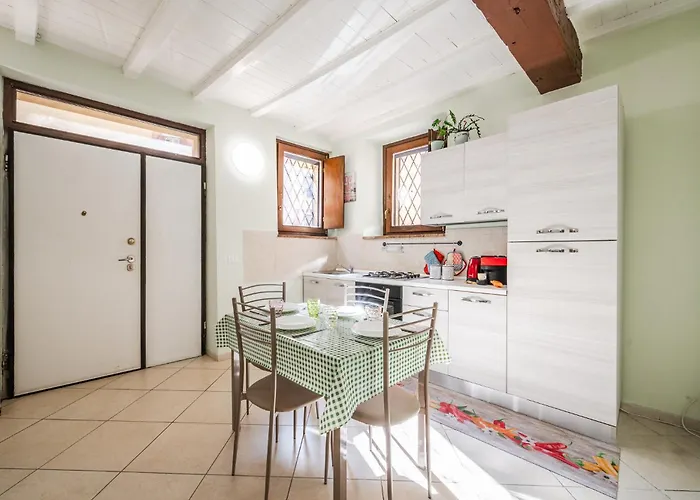 Al Borgo Di Cristina&stefano Oltretorrente Universita', Ospedale Maggiore * Parma